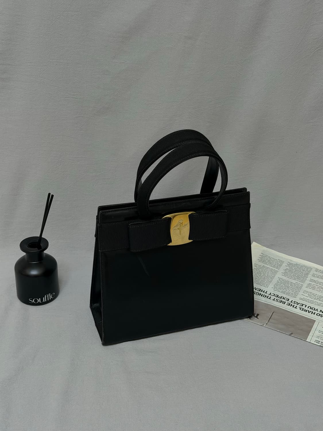 페라가모 블랙 토트백 간치니 리본 바라보우 토트백 상품이미지5