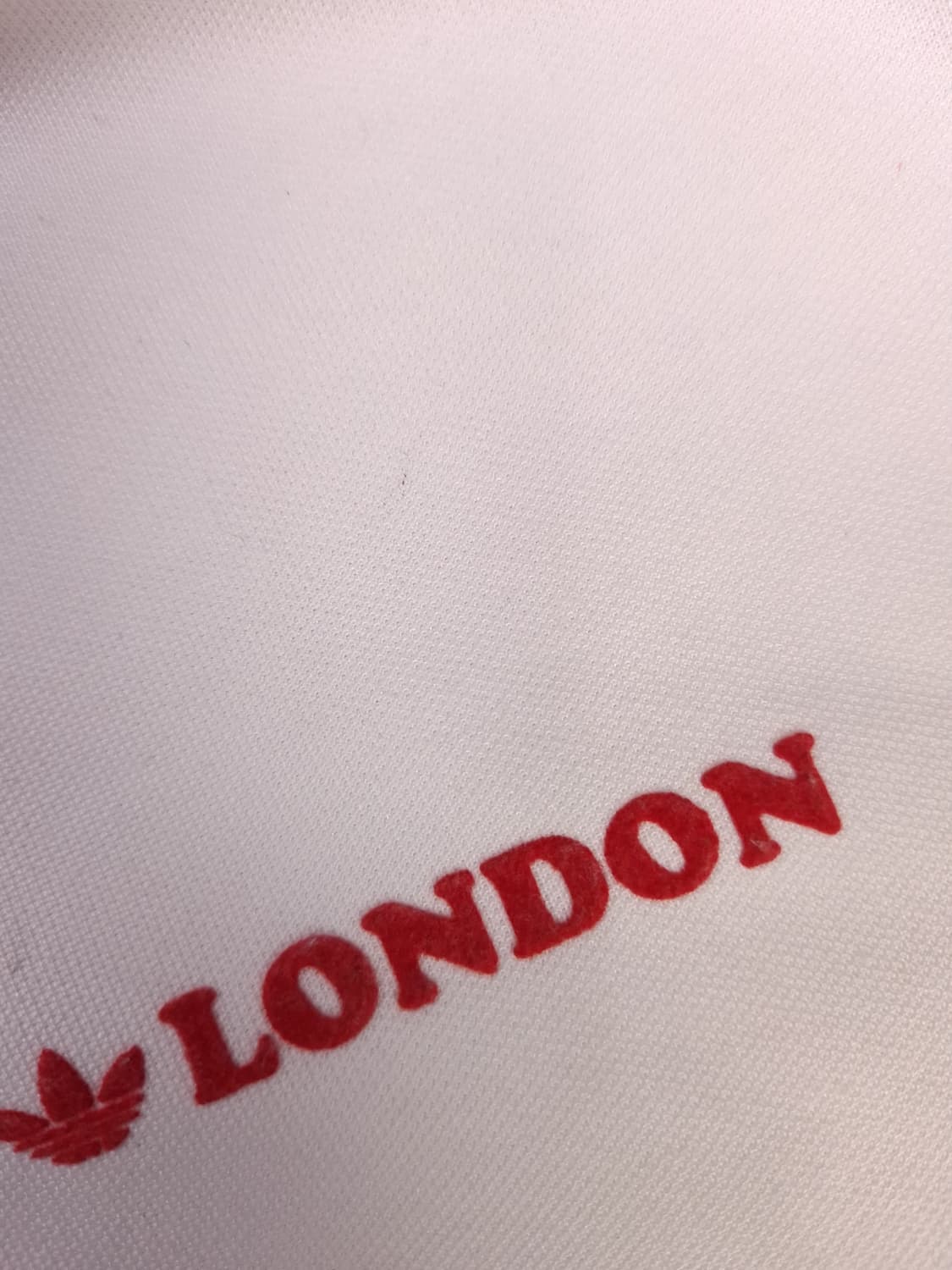 오리지날 아디다스 화이트 레드 삼선 런던 트렉탑져지 상품이미지2