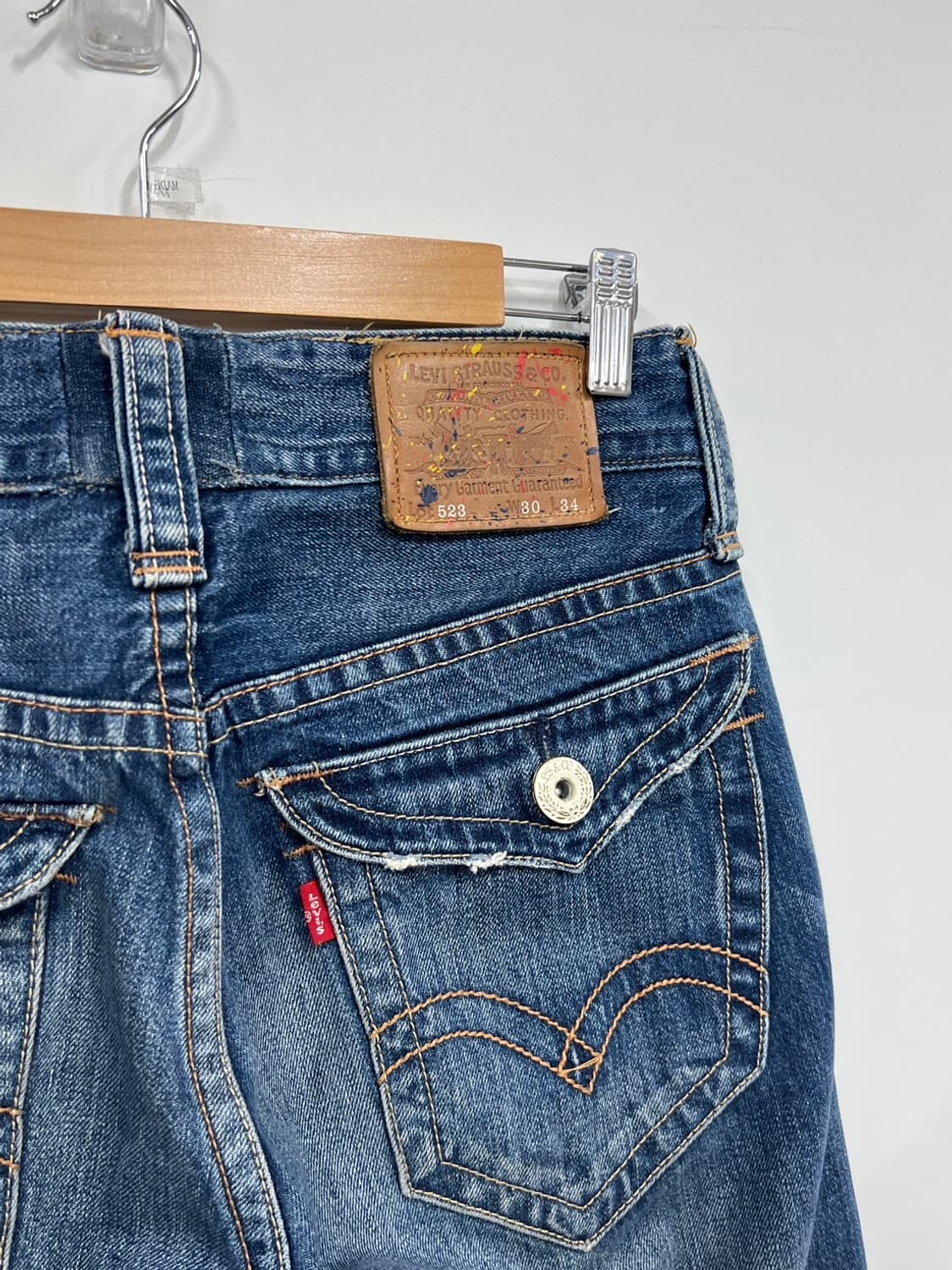 리바이스 523 스트레이트 빈티지 워싱 데미지 데님 팬츠 상품이미지2