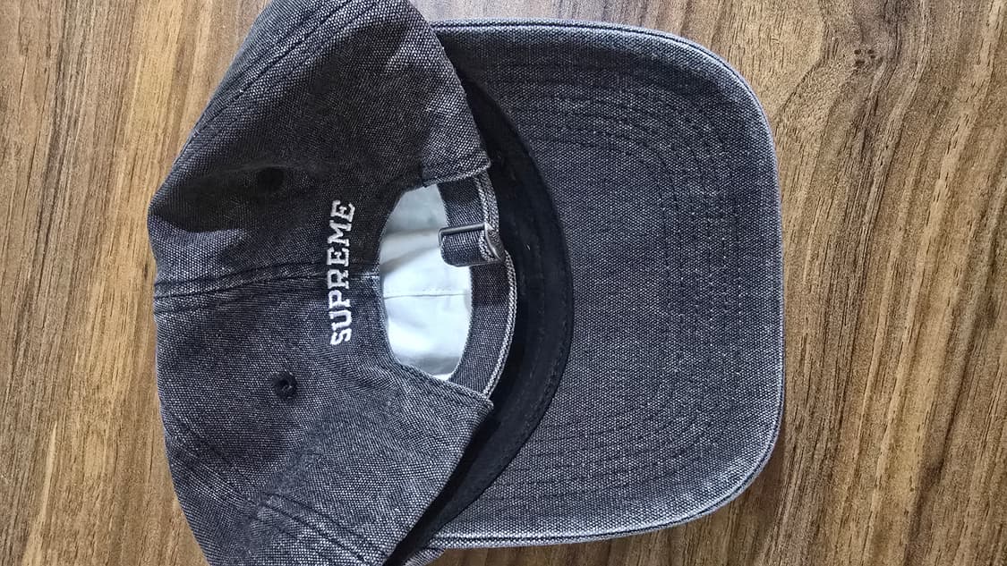 슈프림 피그먼트 S 로고 6-패널 블랙 24FW 상품이미지3