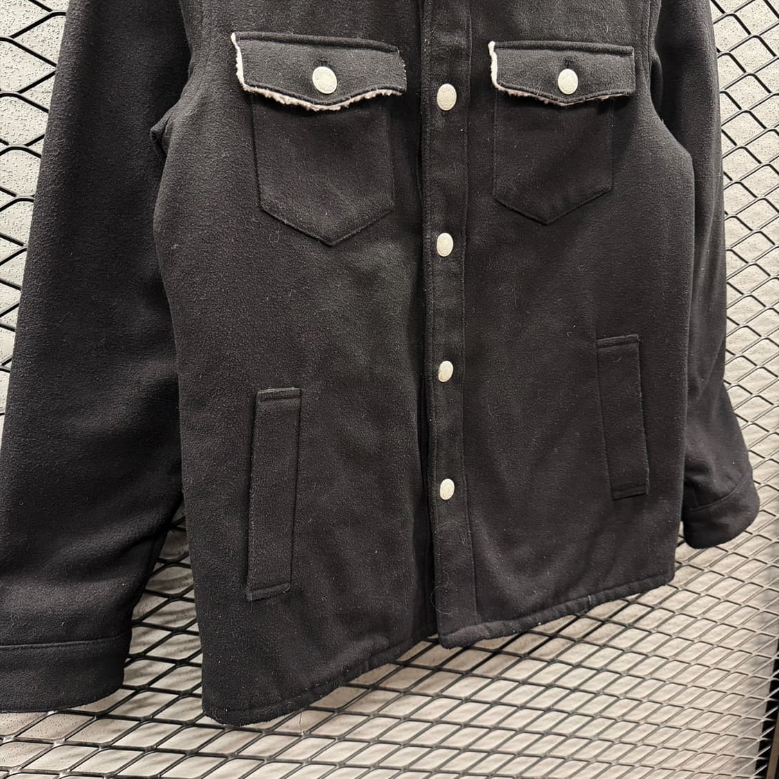 JPN VINTAGE 울 트러커자켓 멀티포켓 양각버튼 디테일 스트레이트핏 상품이미지5