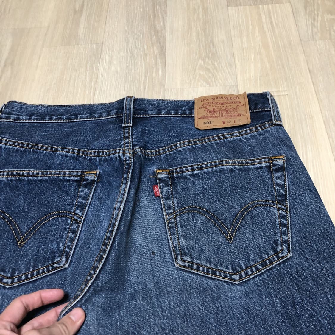(32) 00's 리바이스 501 스트레이트핏 워시드 중청 데님 상품이미지7