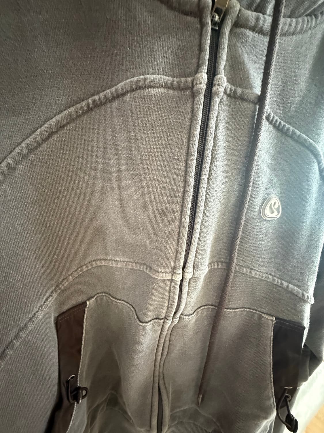 스마트어반유즈풀 코이세이오 후드집업 와인 상품이미지3