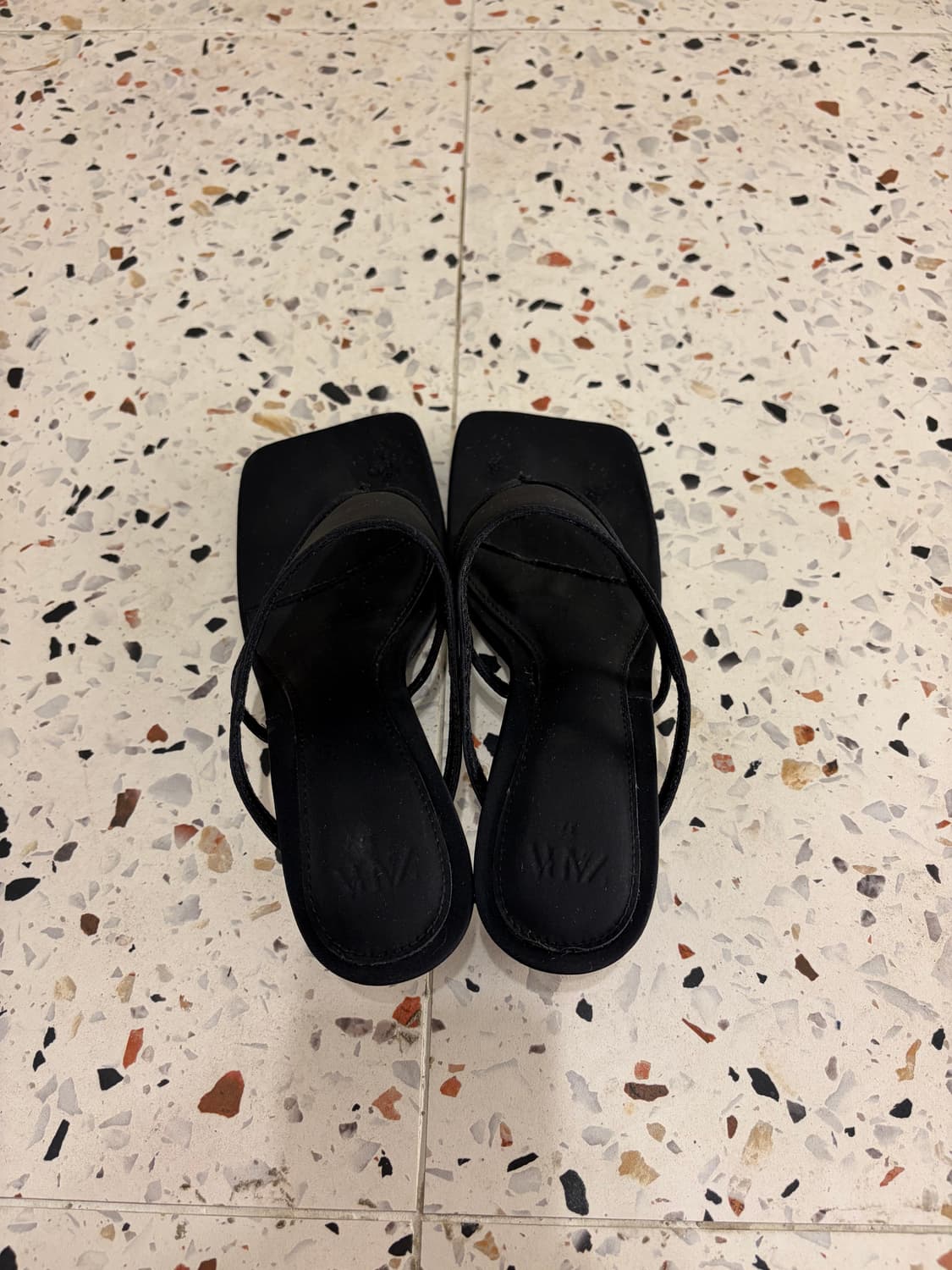 zara 슈즈 240 상품이미지4