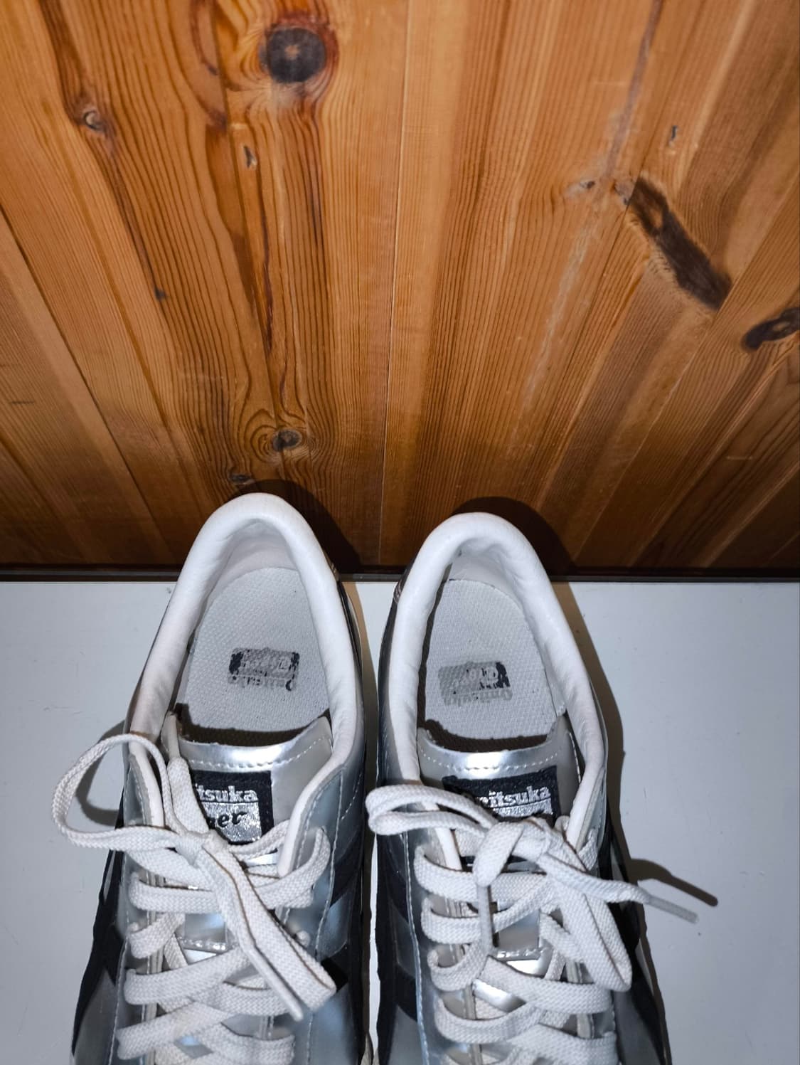 250mm 오니츠카타이거 파브레 실버 스니커즈 상품이미지6