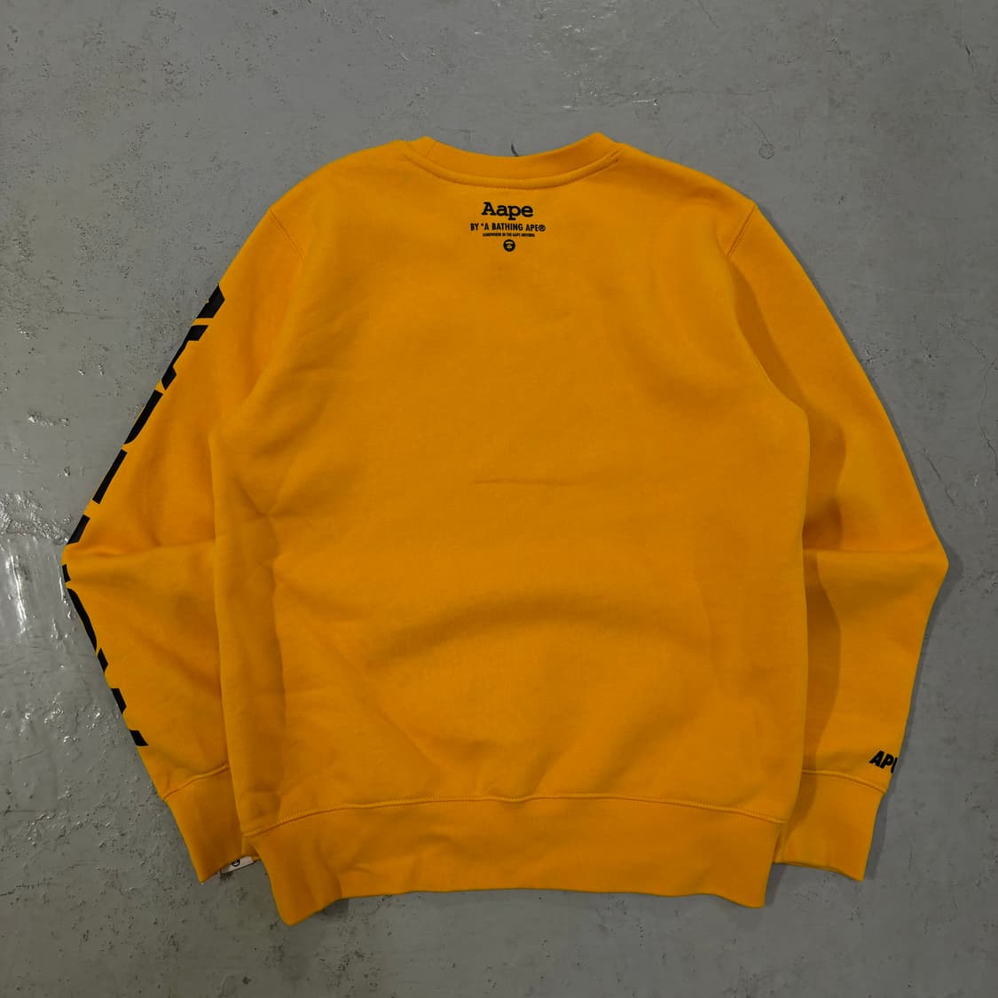 95 에이프 베이프 맨투맨 상품이미지2