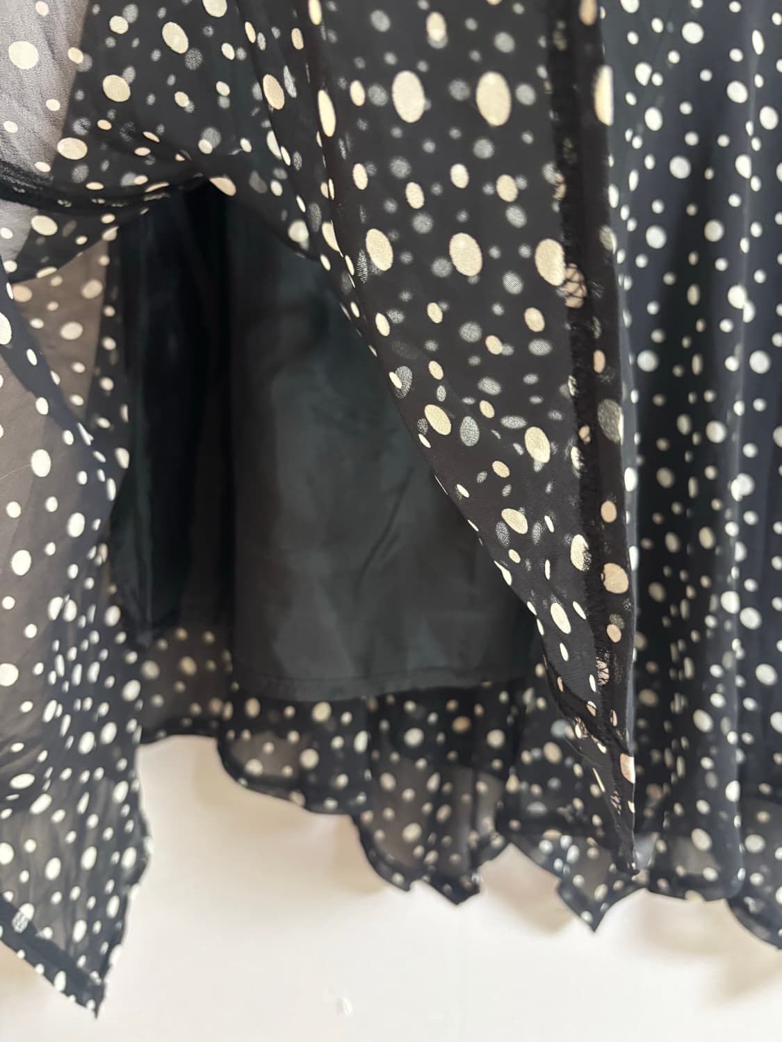 빈티지) 도트 언발란스 미디 스커트 상품이미지3