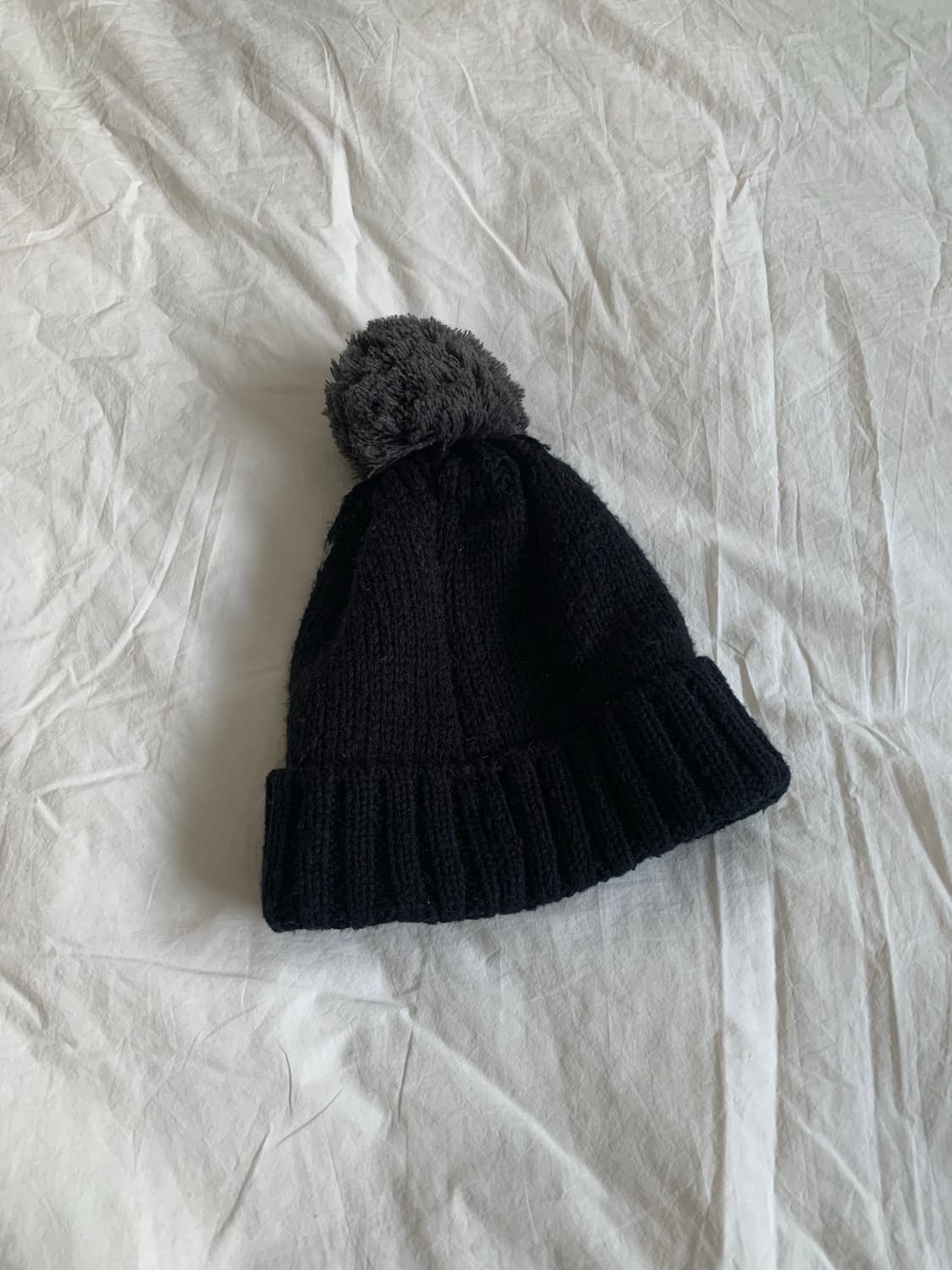 블랙 방울 비니 상품이미지3