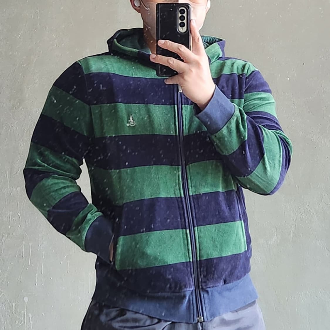 빈폴 긱시크 벨벳 스트라이프 후디 상품이미지3