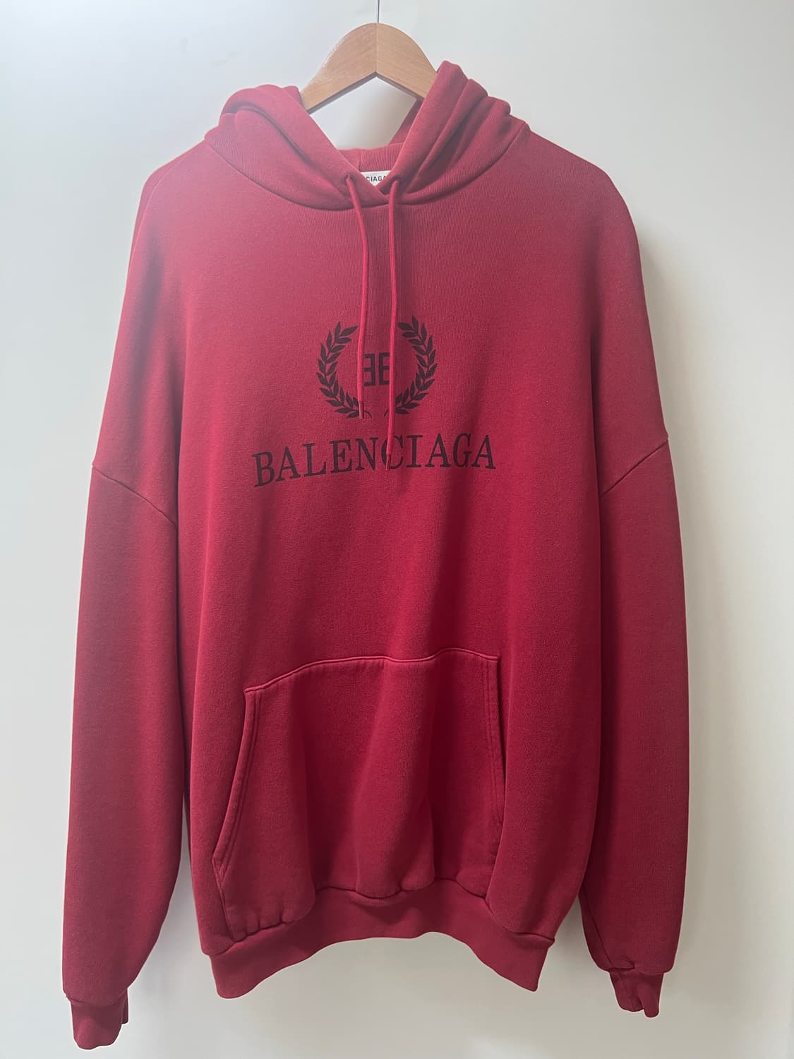 발렌시아가 월계수 BB 로고 후디 레드 M사이즈 상품이미지1