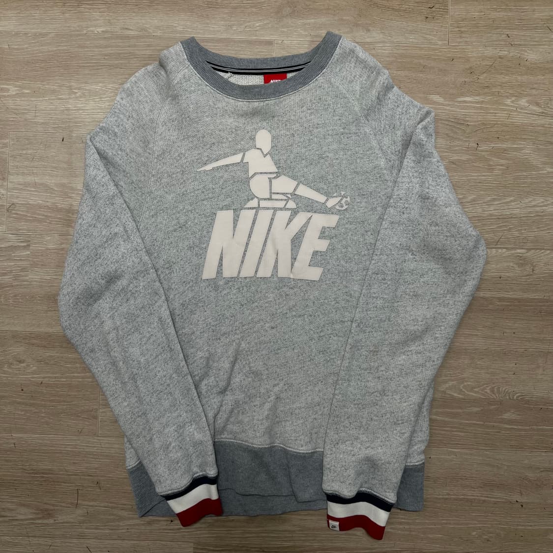 나이키 빅로고 배색 시보리 맨투맨 [그레이] M/95 상품이미지1