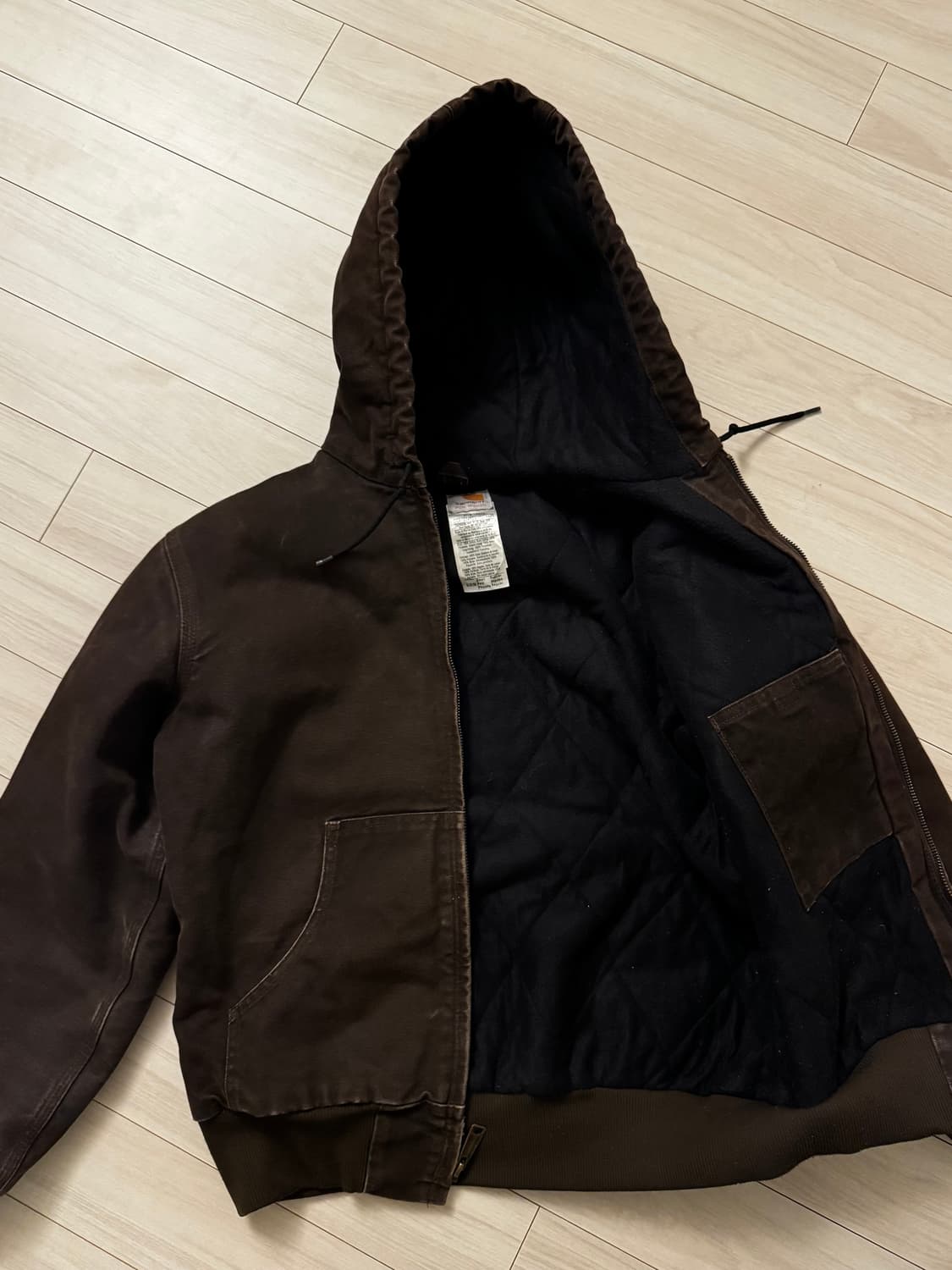 칼하트 덕 액티브 자켓 다크브라운 상품이미지4