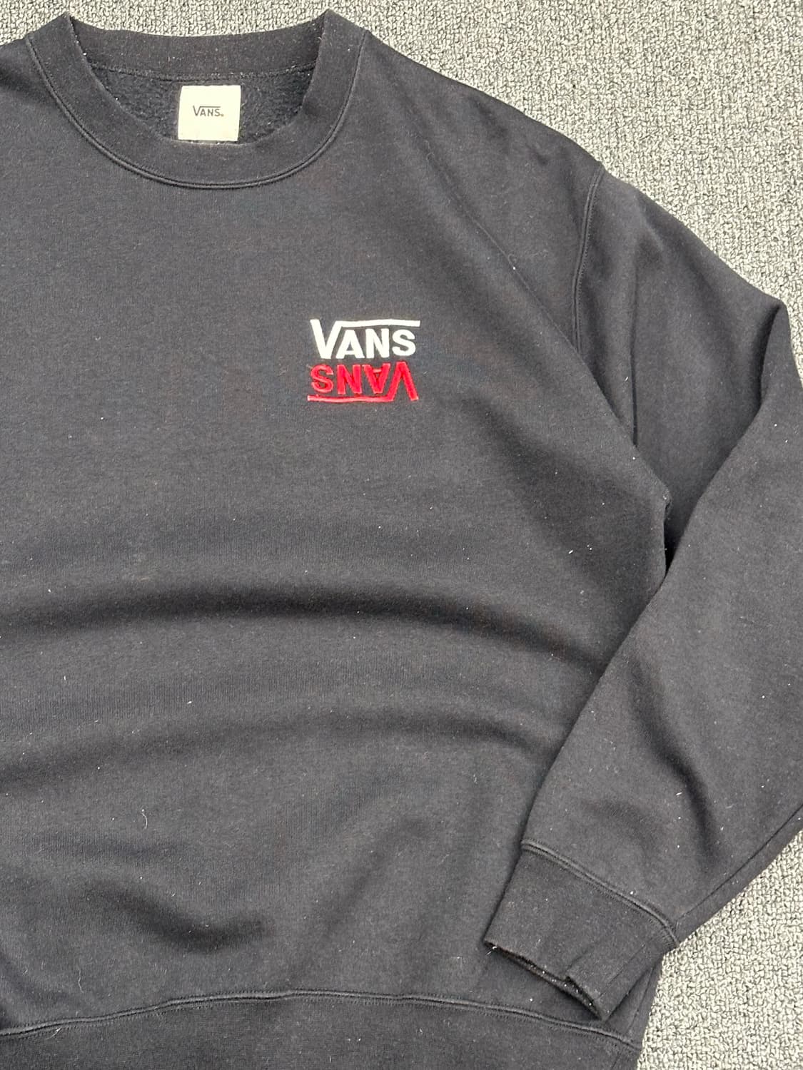 S)Vans vintage 자수 로고 블랙 스웻셔츠 상품이미지2