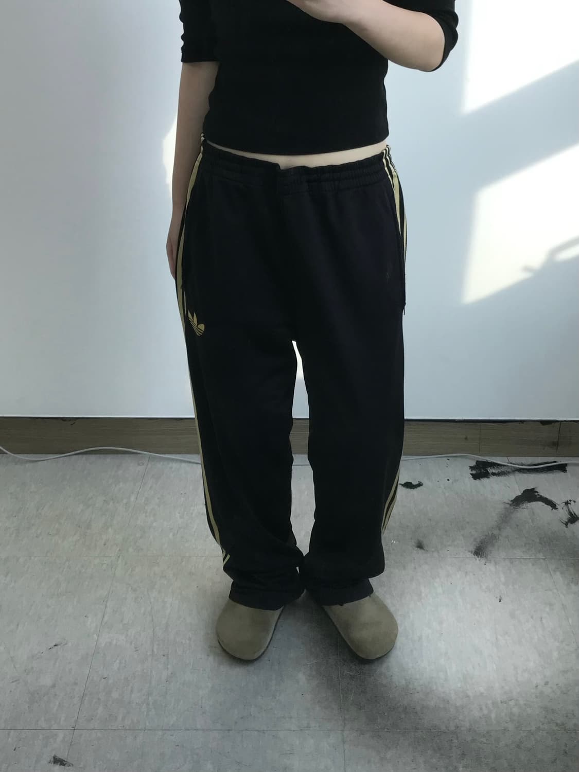 아디다스 골드 트랙탑 팬츠 상품이미지1