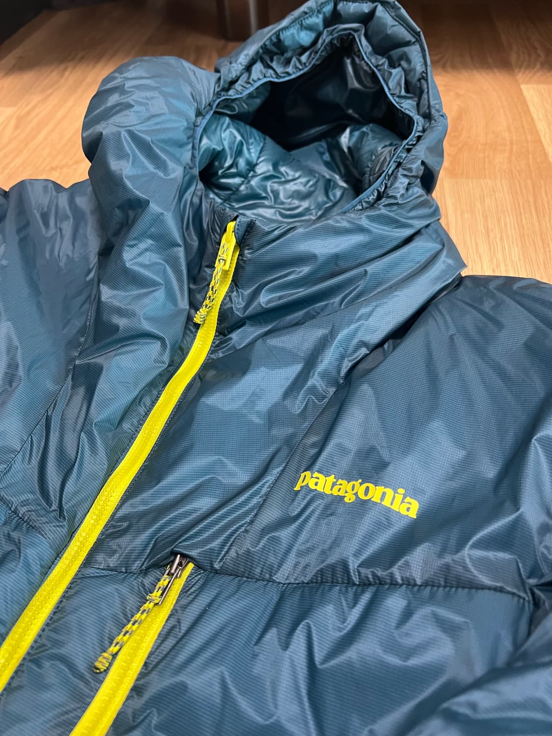 파타고니아 다스라이트 파카(프리마로프트) 상품이미지5