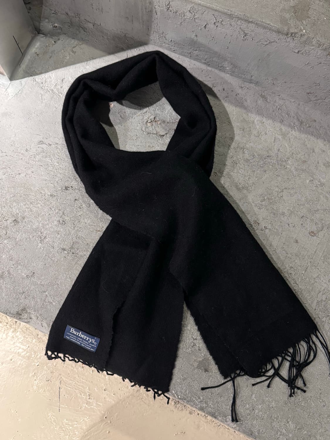 버버리 램스울 블랙 머플러 상품이미지1