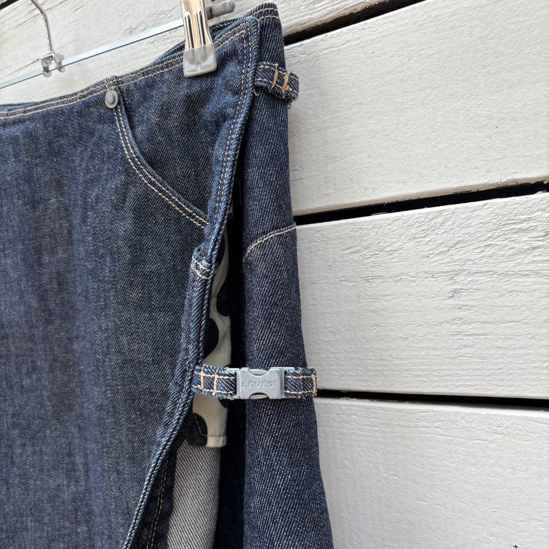 Levi’s 리바이스 엔지니어드진 랩 데님 스커트 상품이미지3