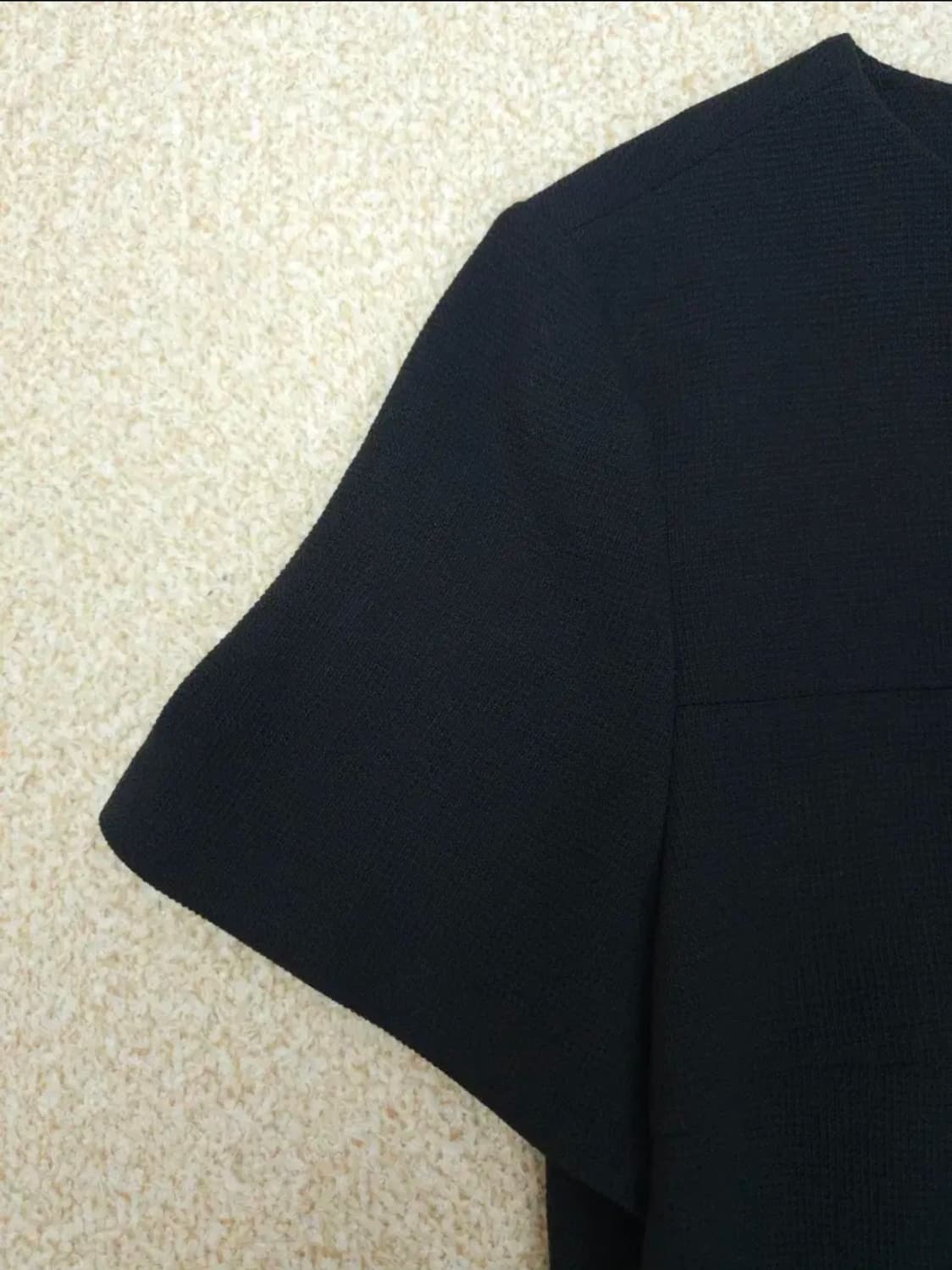 (88-98-165)MINE 여성 반팔 원피스 미디 블랙 상품이미지6