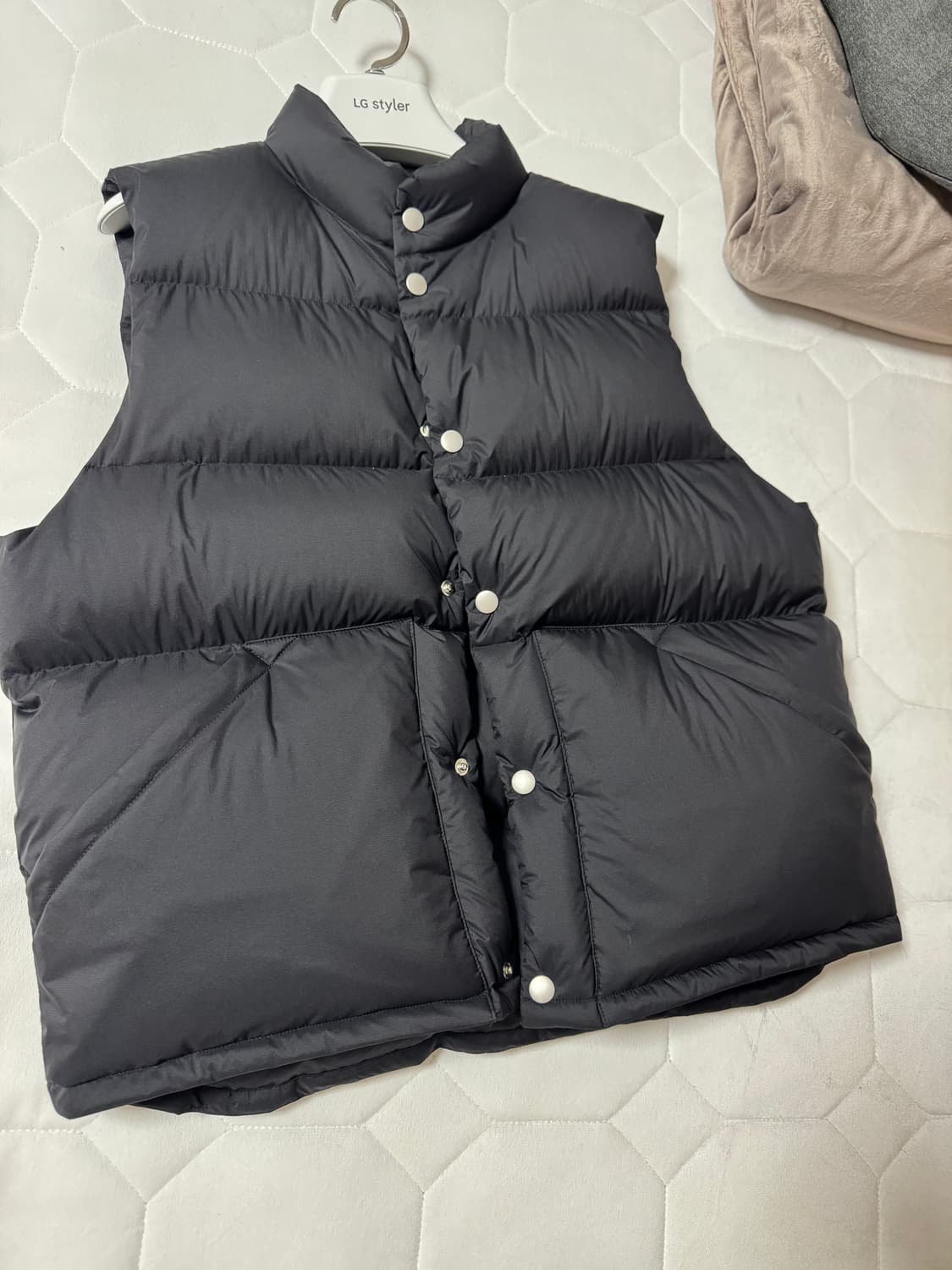 오라리 25fw 패딩 베스트 상품이미지3