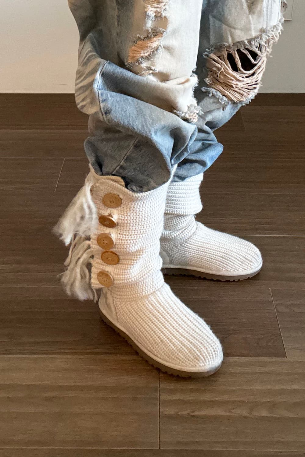 Ugg Fringe Knit Boots 상품이미지7