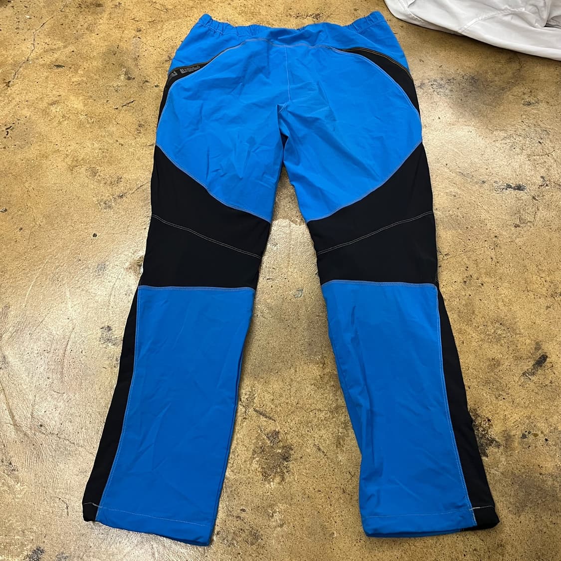 [정품/L] 몬츄라 블루 블랙 트랙팬츠 b18 상품이미지3