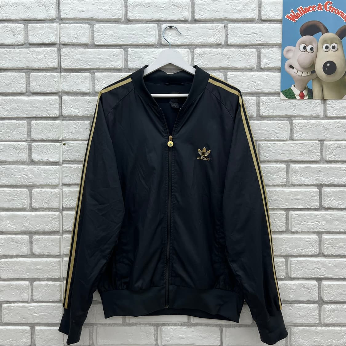 아디다스 블랙/골드 바람막이-2XL 상품이미지1