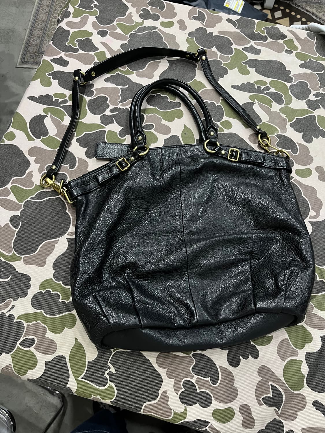 COACH 코치 매디슨 레더 린지 사첼백 상품이미지3