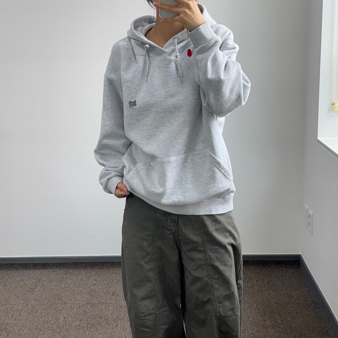 Brown Breath 브라운브레스 네이비 로고 멜란지 후드티 상품이미지2