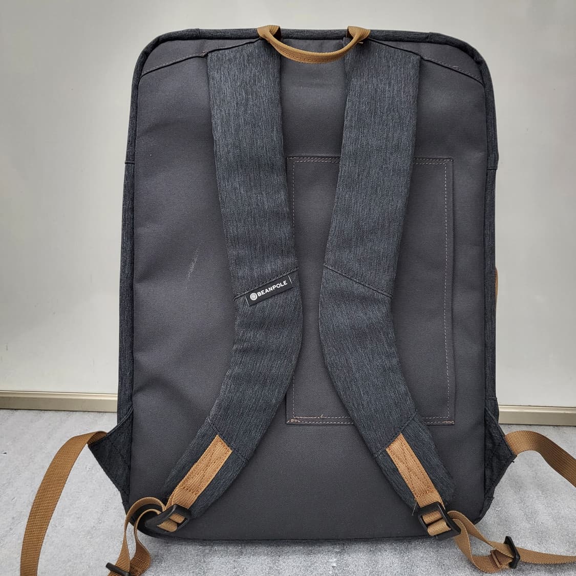 빈폴 아웃도어 여행용 백팩 46x33x13cm 상품이미지5