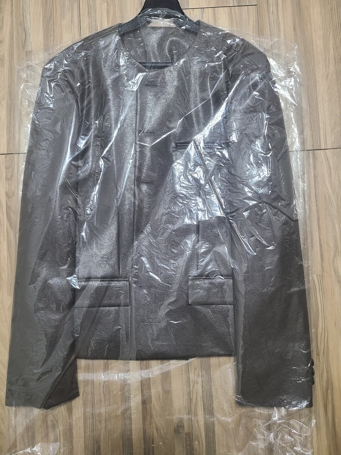 효지 노카라 크롭 자켓_레더 (스모키 카키) L사이즈 새상품 상품이미지3