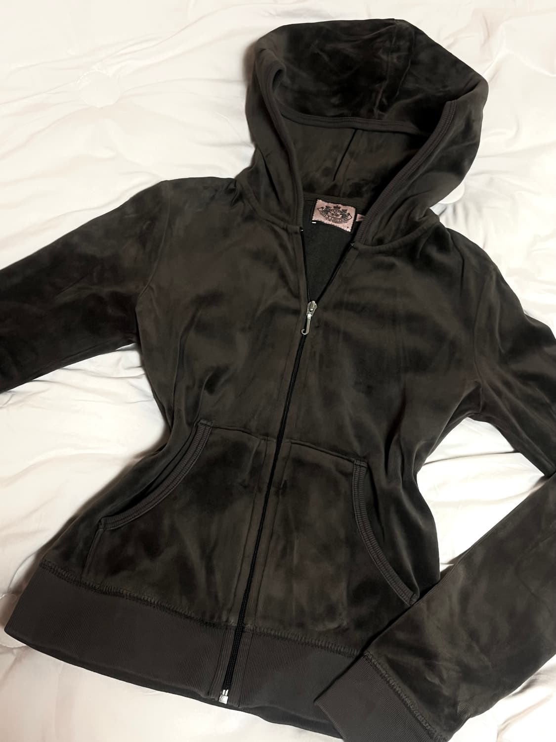 쥬시꾸뛰르 브라운 벨벳 후드집업 p 상품이미지2