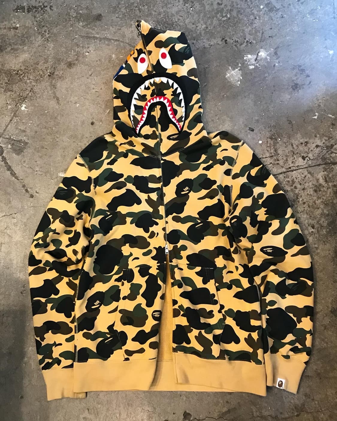 Bape Camouflage Shark Hood Zip-Up 상품이미지7