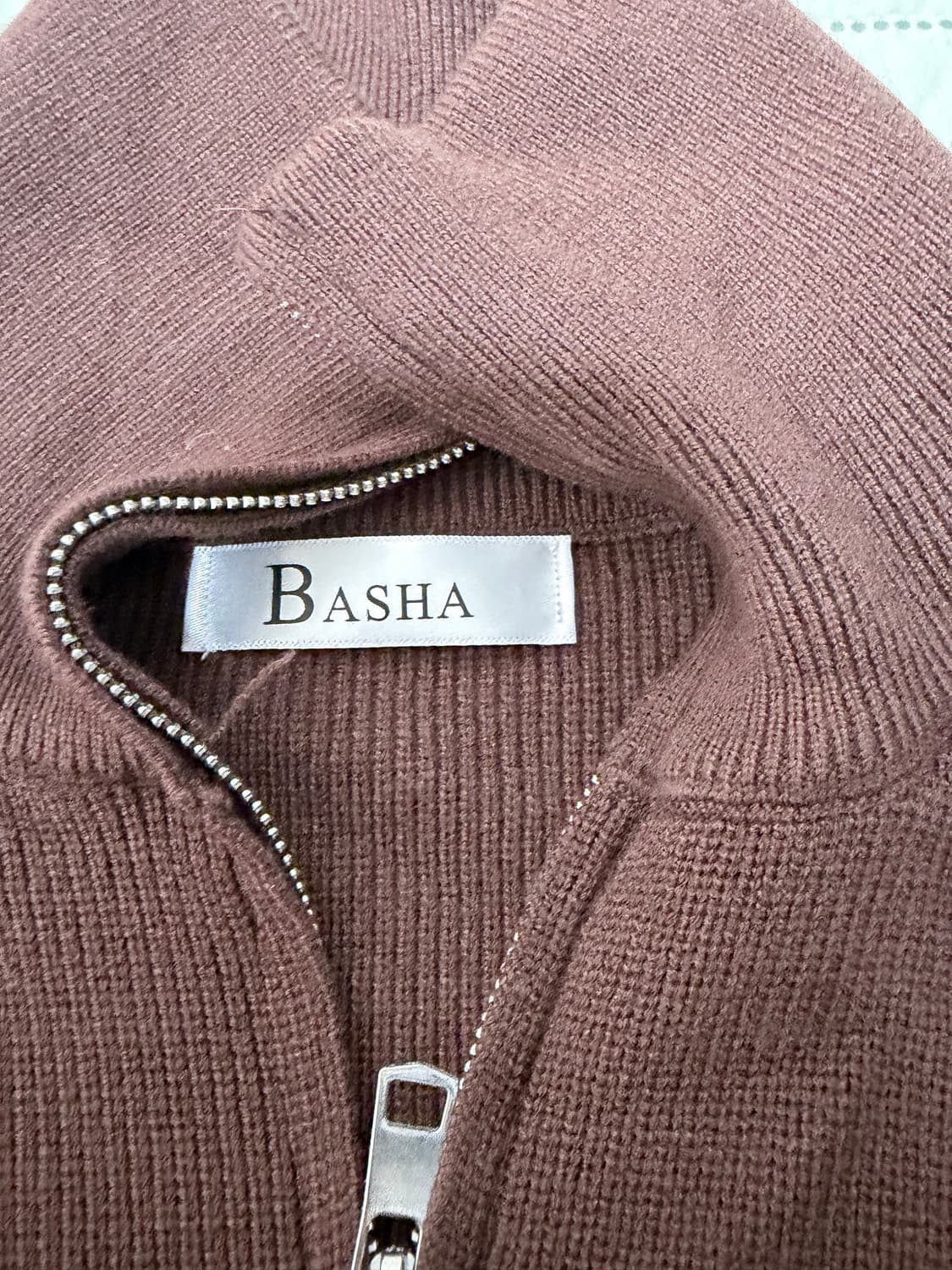 BASHA 니트 조끼 브라운 상품이미지5