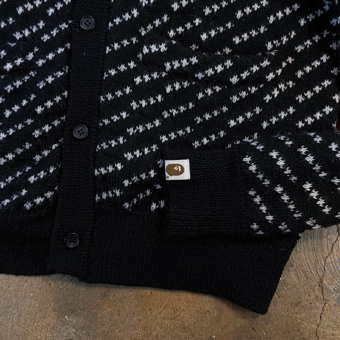 베이프 패턴 울 가디건 상품이미지6