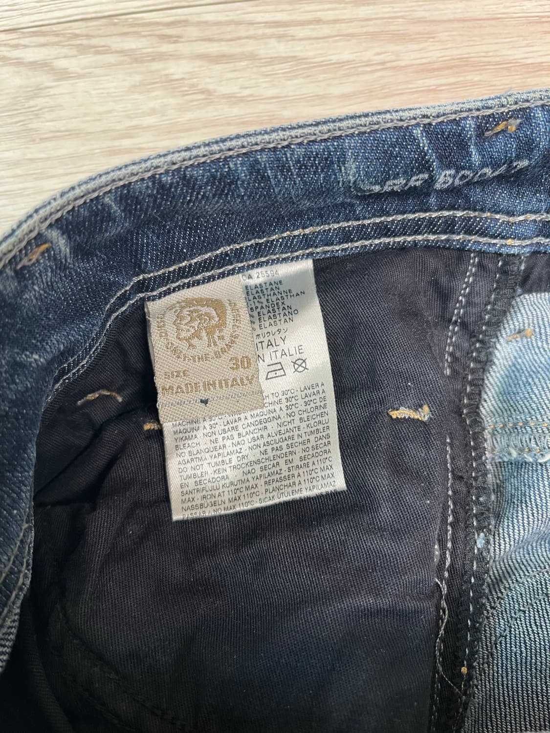 디젤 POIAK 워싱 스트레이트핏 데님 W30 상품이미지5