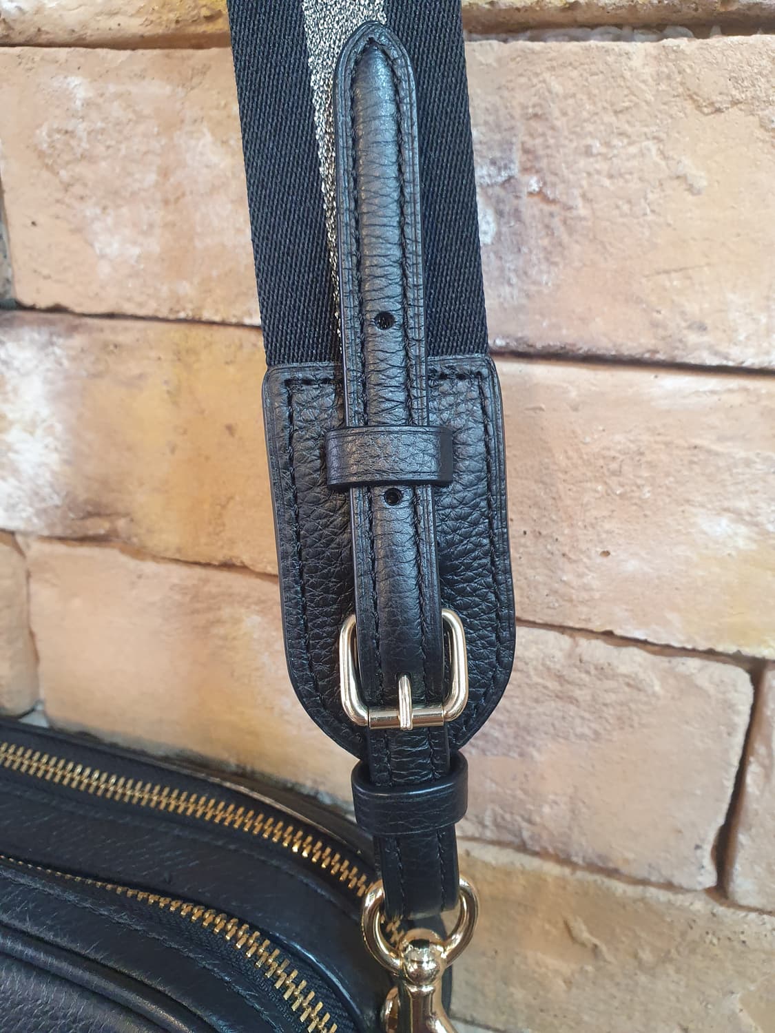 코치 블랙 가죽 크로스백 상품이미지7