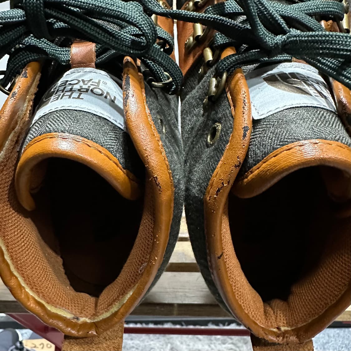 270! 노스페이스 트레킹화 남성 남자 등산화 브라운/그린 상품이미지8