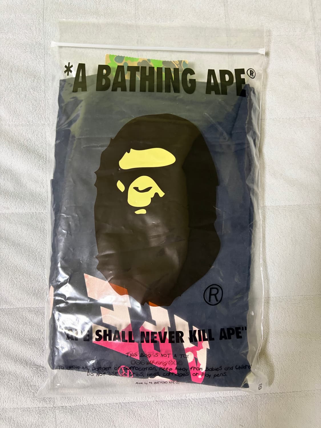 베이프 Tie Dye Twist College T-Shirt 블랙 상품이미지2