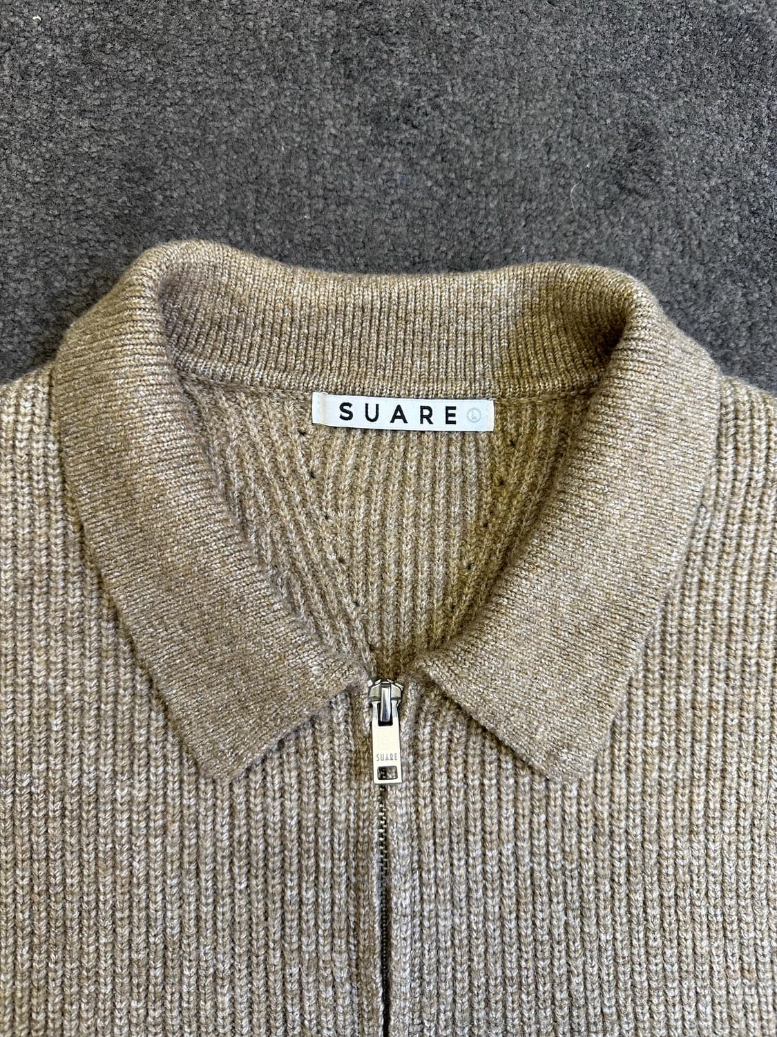 수아레 카라 투웨이 집업 니트 L 상품이미지3