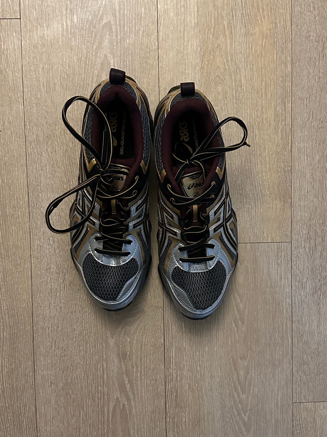 아식스 젤 퀀텀 카본 퓨어 골드 (270) 상품이미지8