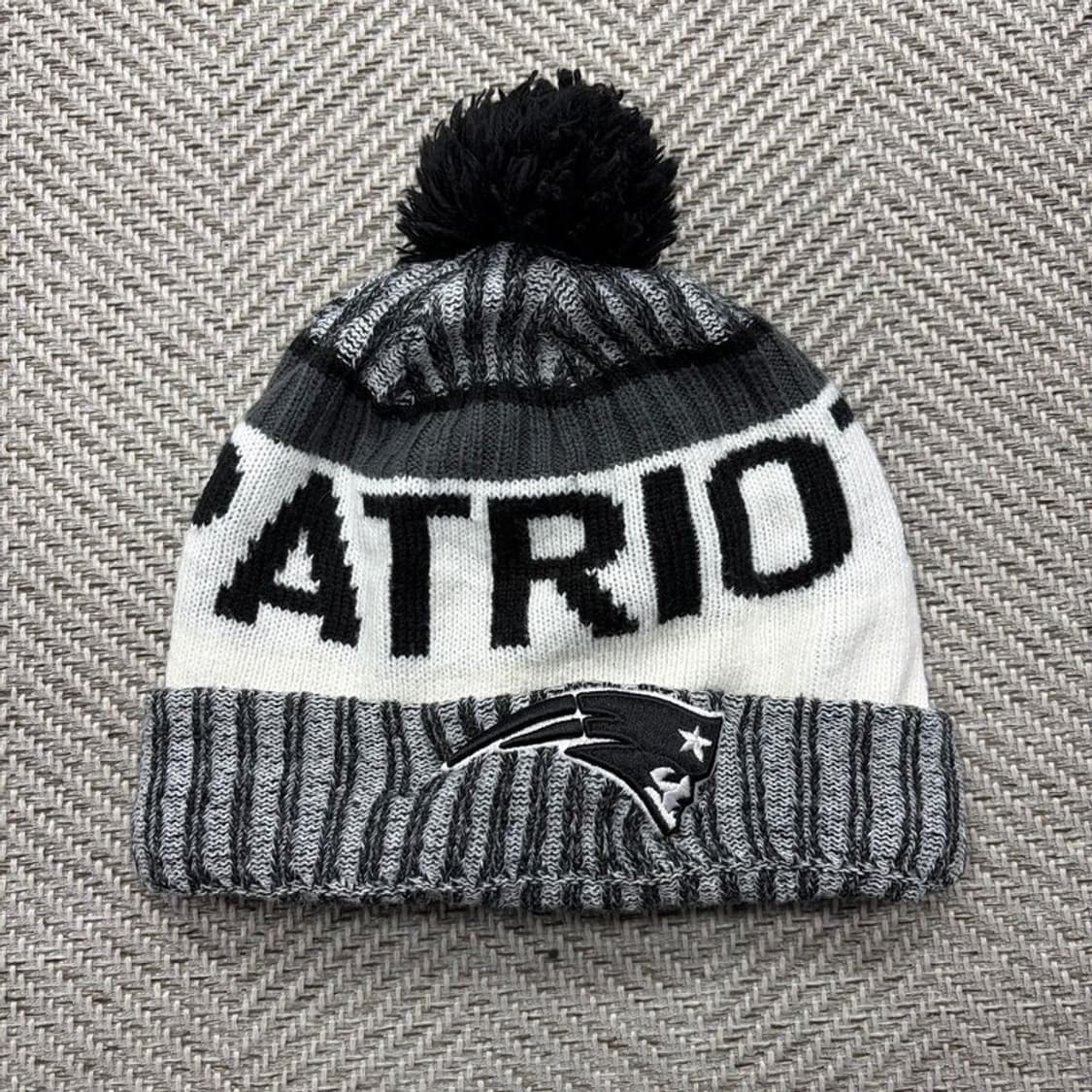 뉴에라 뉴잉글랜드 페트리어츠 폼 비니 v2467 상품이미지1