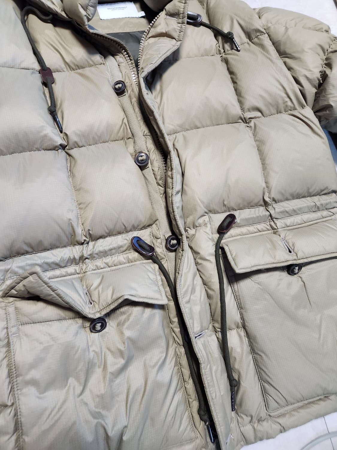 [100] 아웃스탠딩 카라코람 베이지 24fw 상품이미지3