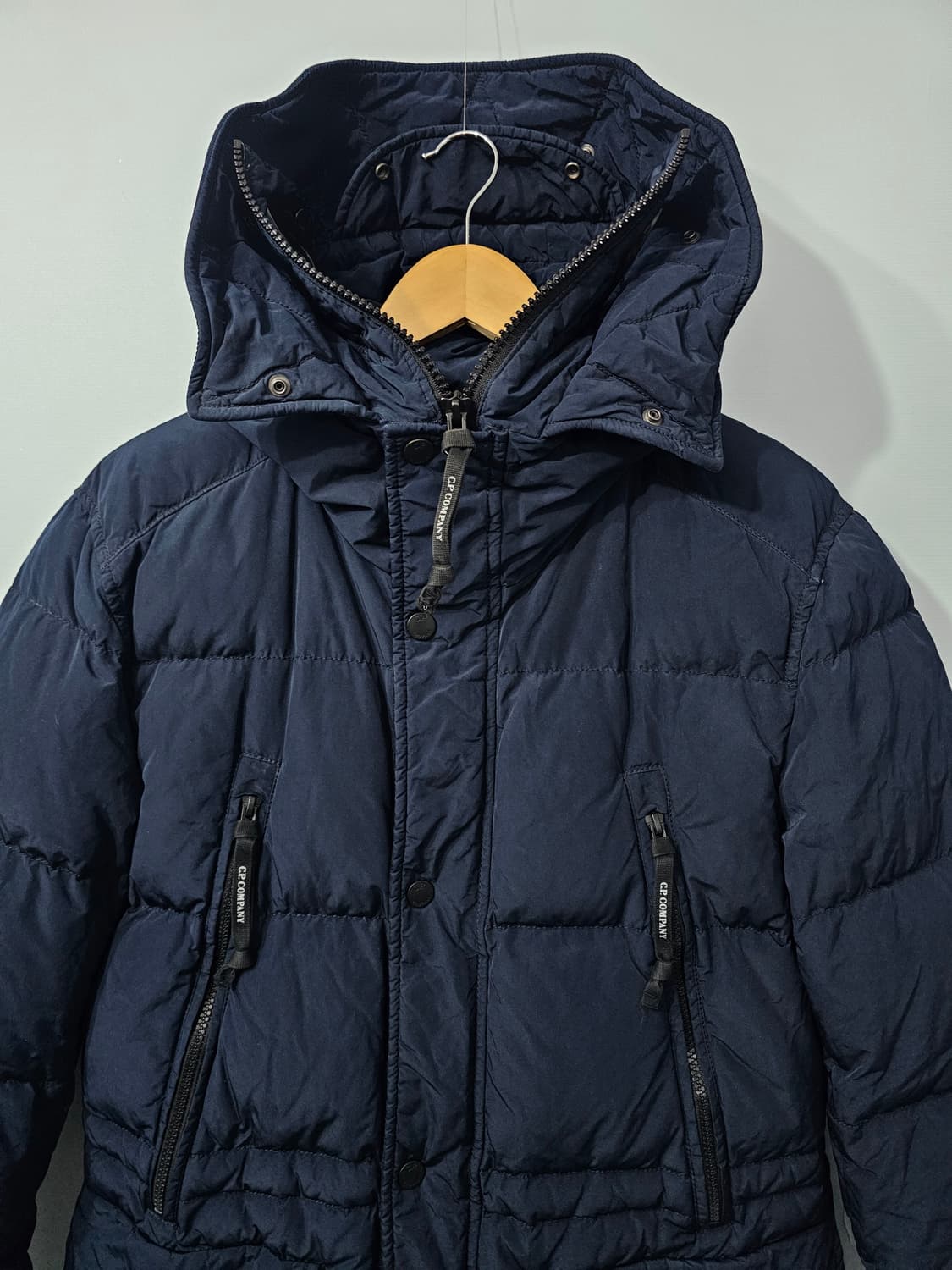 CP 컴퍼니 노르지 고글 후드 패딩 105 상품이미지3