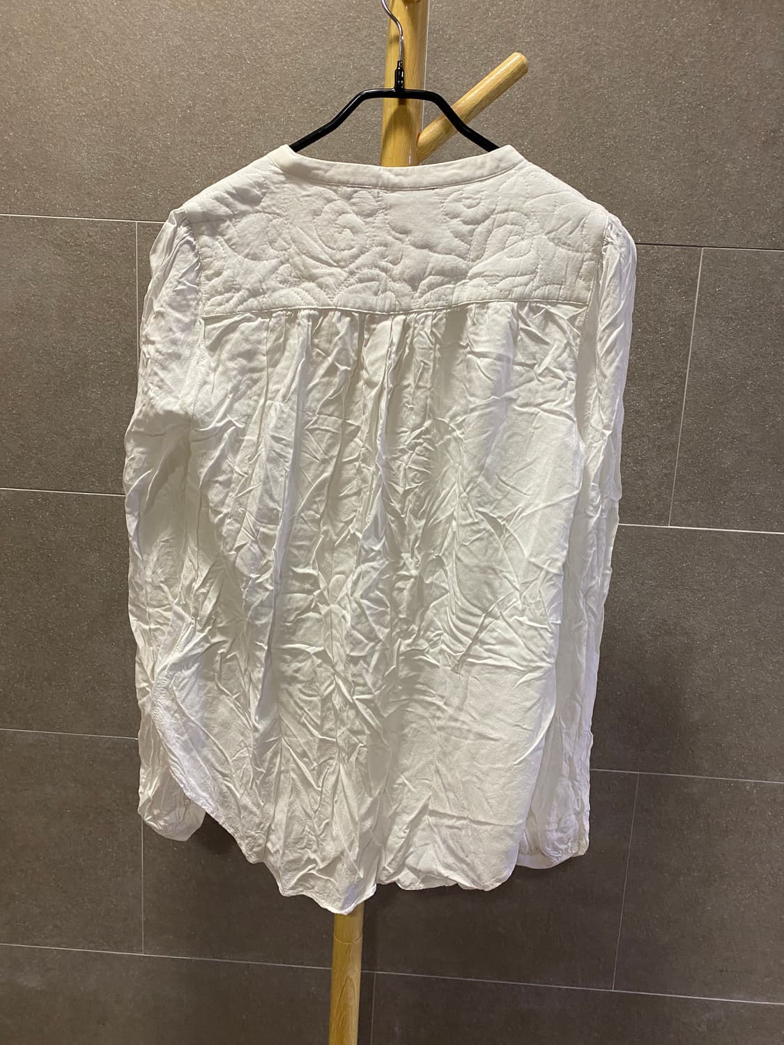 [새상품] ZARA 자라 화이트 블라우스 상품이미지5