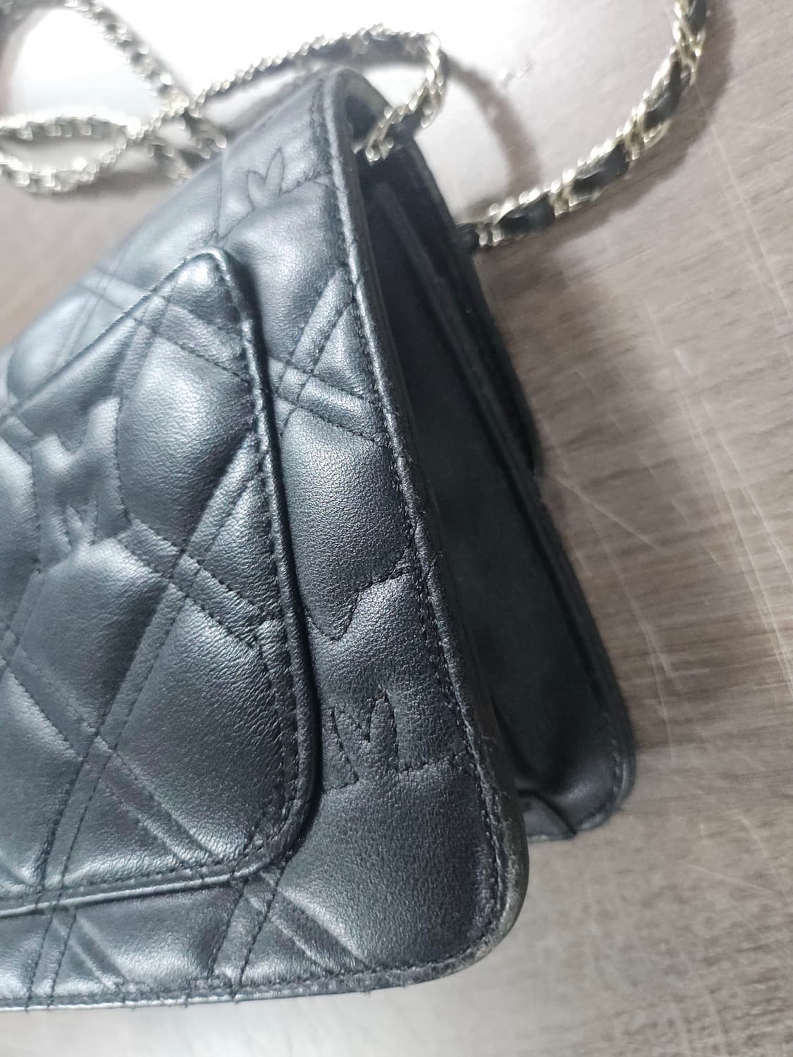 메트로시티 퀼팅 체인 크로스백 블랙 상품이미지7