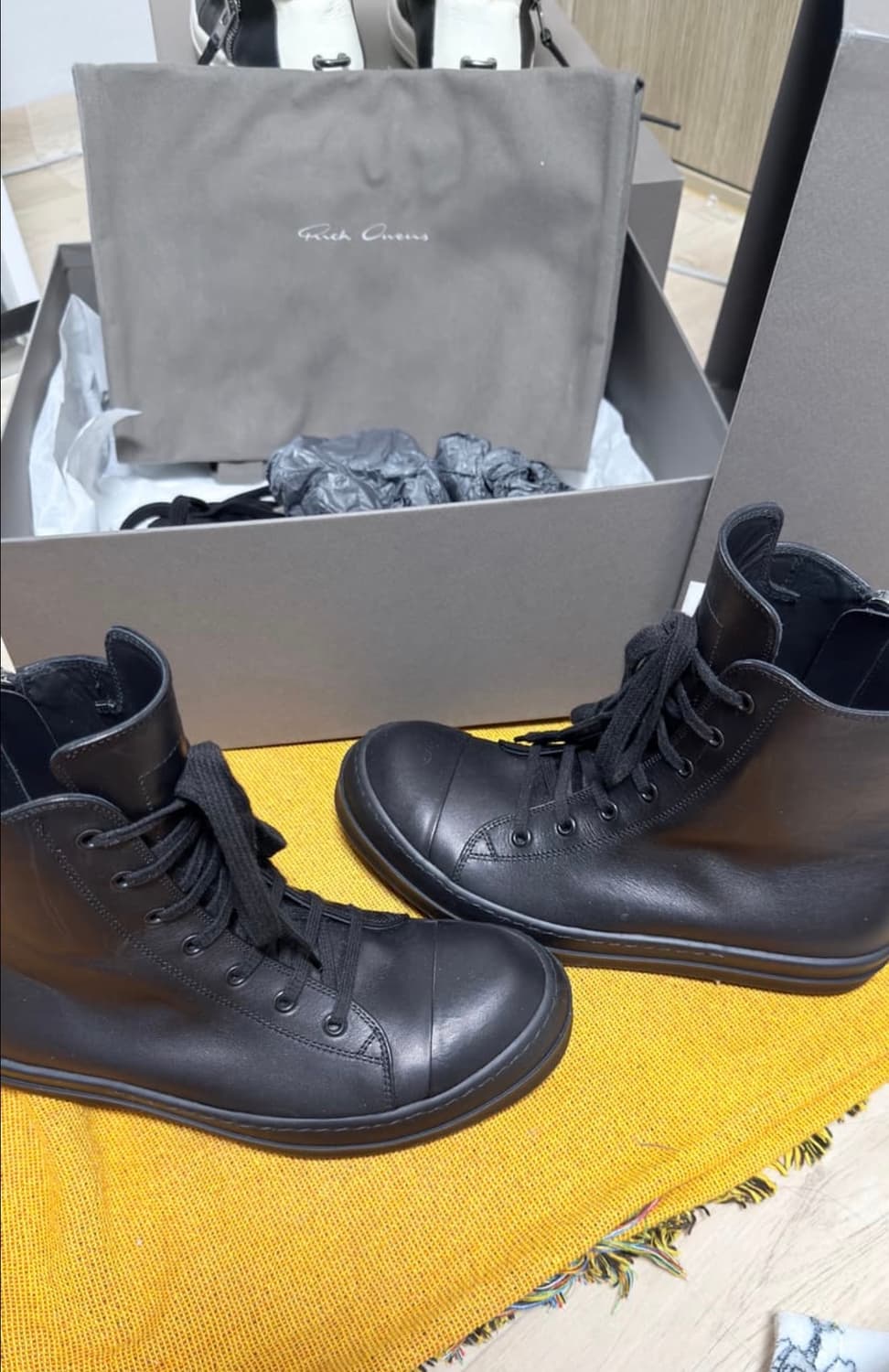 릭오웬스 할리우드 레더 라몬즈 올블랙 41 상품이미지2