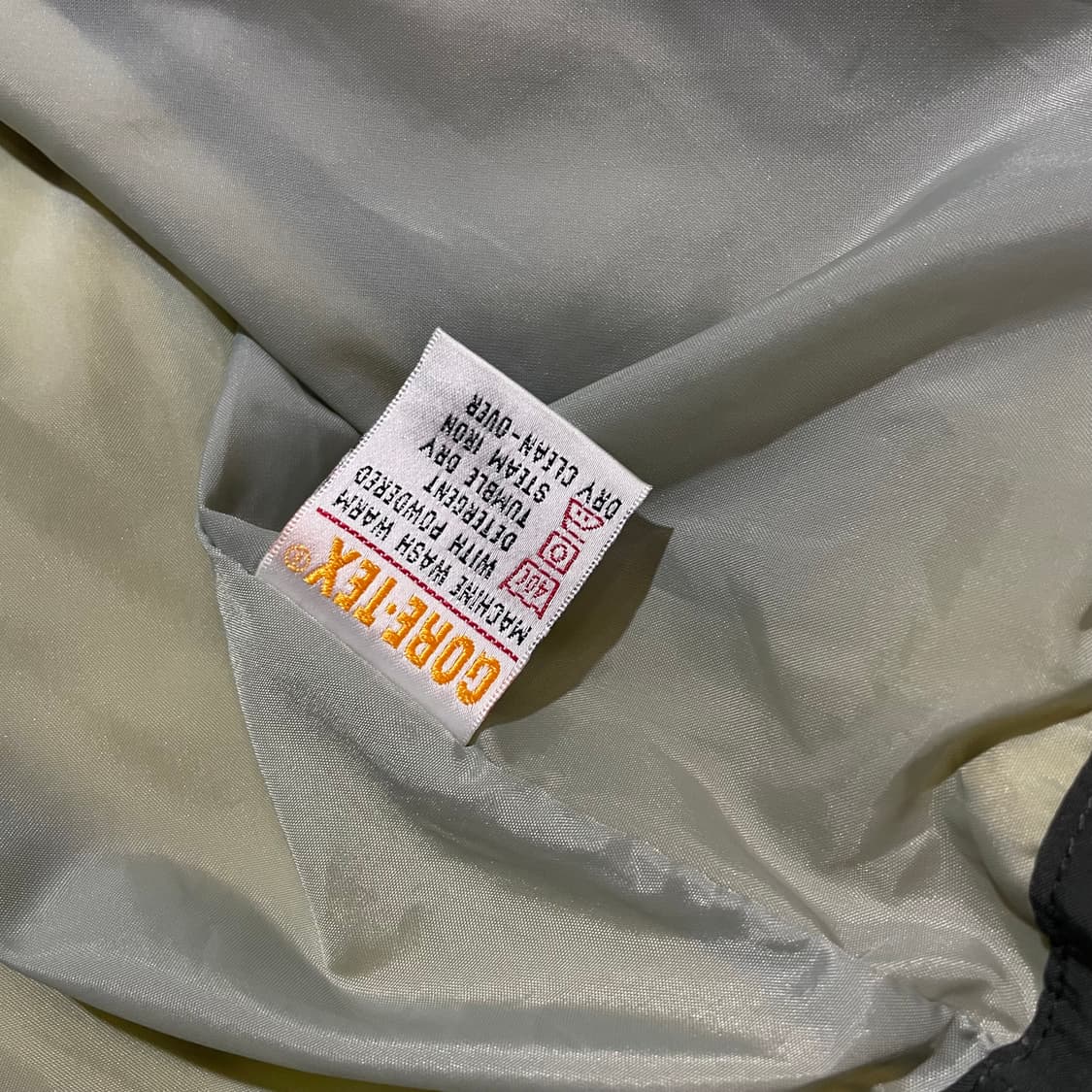 엘엘빈 3포켓 고어텍스 자켓 상품이미지10