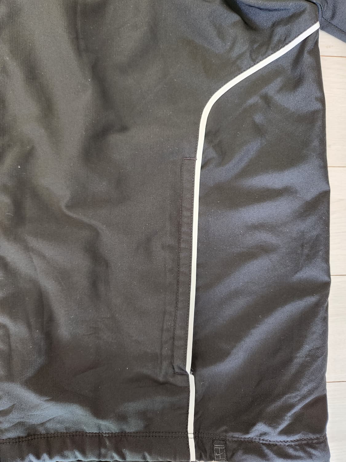 나이키 우븐 바람막이 자켓 사이즈xl

자크에 고무떨어짐과 소매 고무늘어 상품이미지6