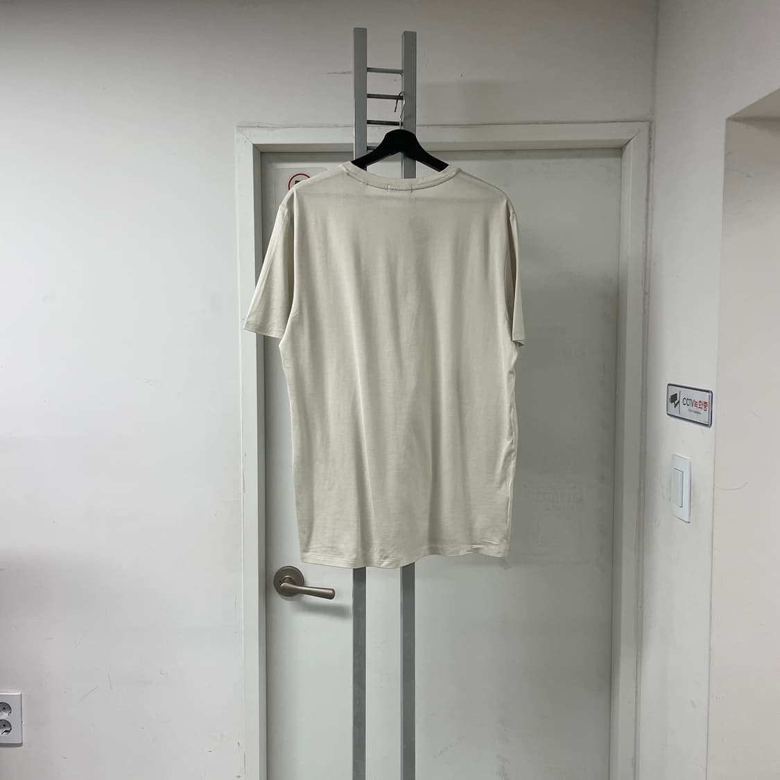 띠어리 반팔 티셔츠 베이지 L 상품이미지5