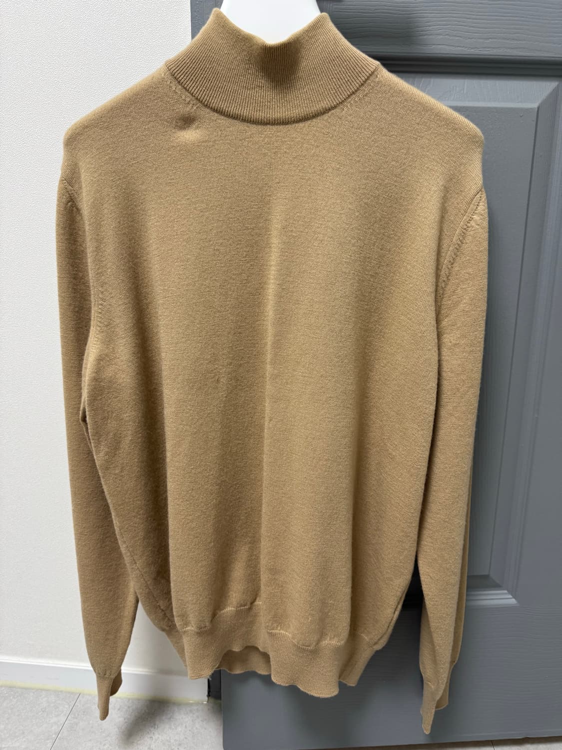 일괄판매 베르노 verno 블랙 베이지 모크넥 니트 매너그램 폴로니트 상품이미지8